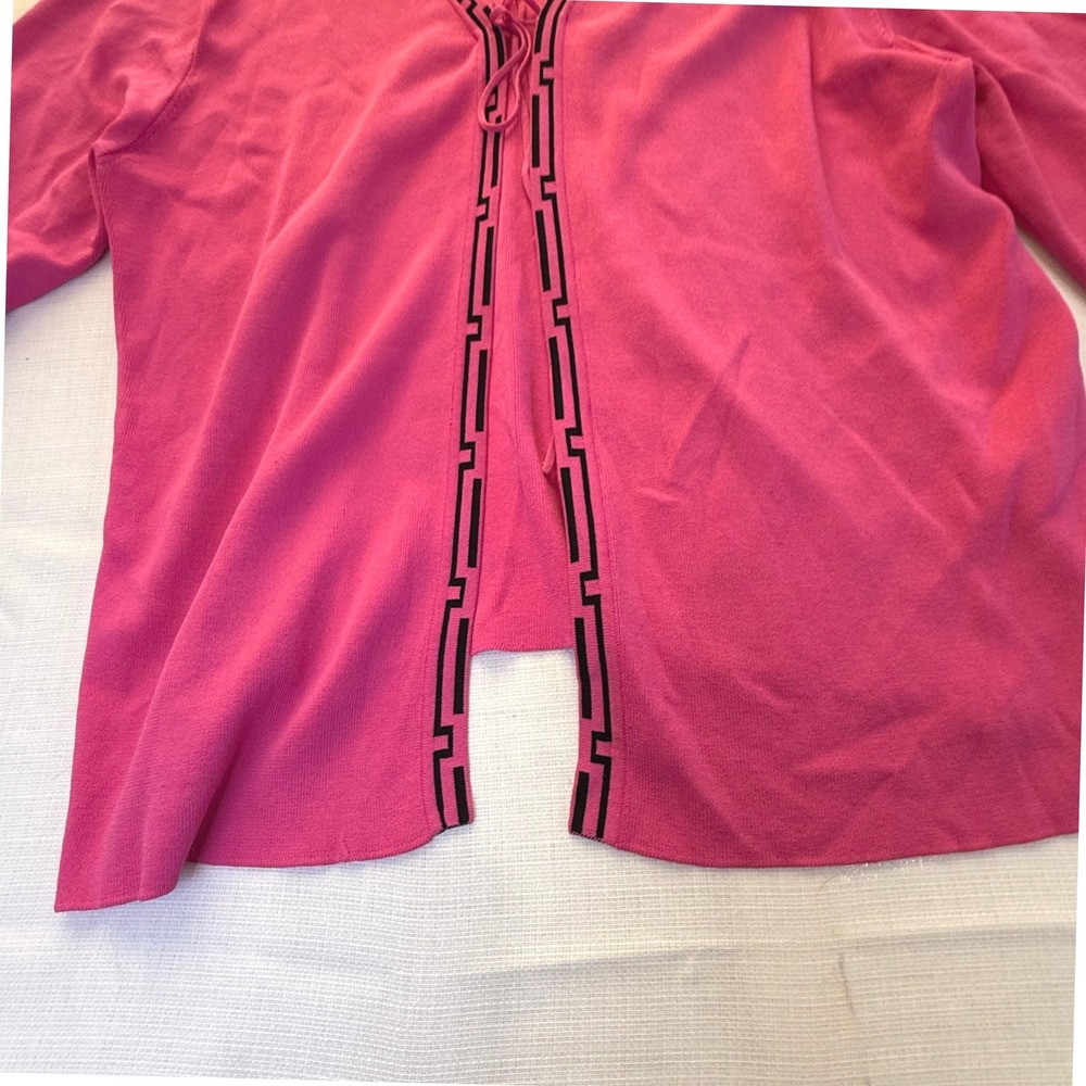 Finity Woman Pink Greek Key Trim Tie Front Cardigan Sweater Plus Size 2X‎ - Picture 7 of 7